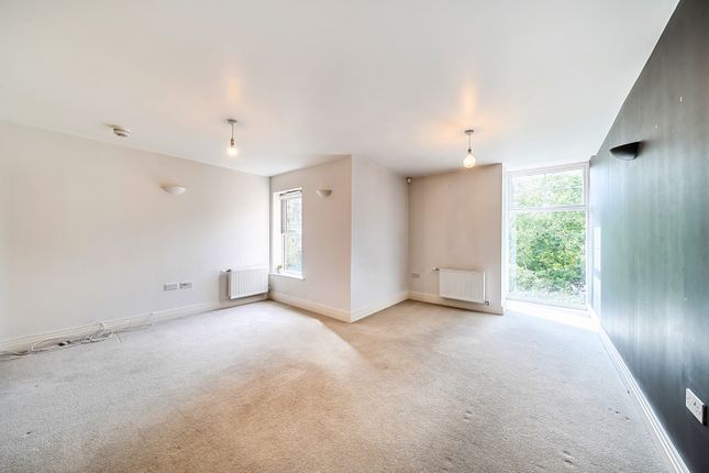 7, Sentry House, Ickenham photo 3