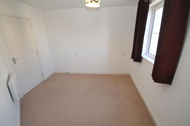 77 Whistle Road, Bristol photo 5