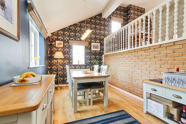 4, Chapel Croft, Keighley photo 4