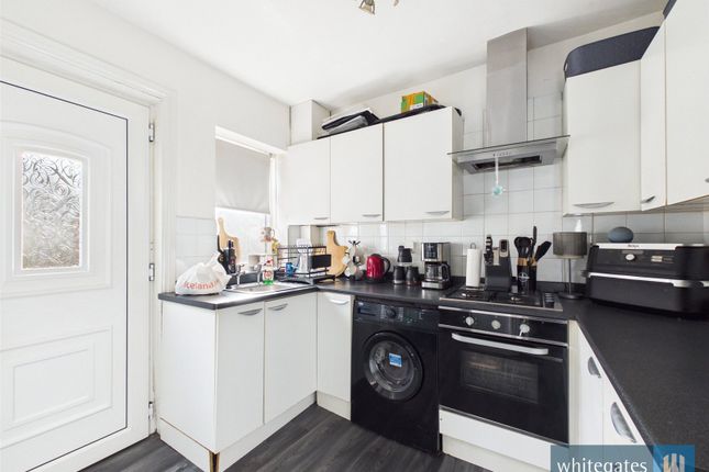 76, Fenby Avenue, West Yorkshire photo 3
