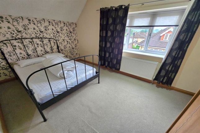3 Sun House, 10 Farncombe Street, Godalming photo 5
