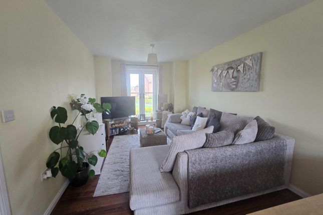 43 Uden House, Ruston Road, Burntwood photo 2