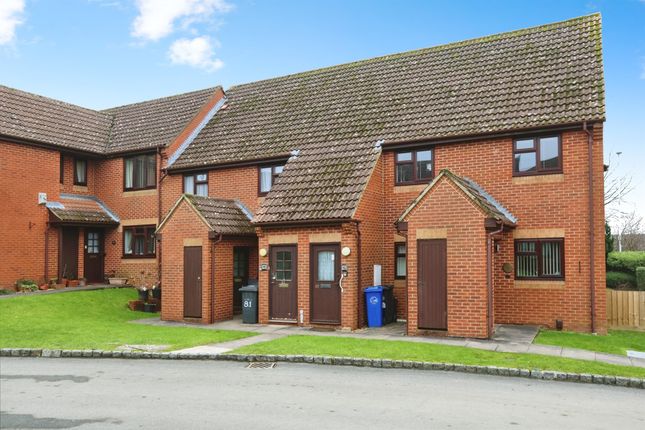 2-bed flat on 83, Lansdowne Way, High Wycombe, £110,000