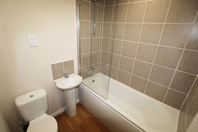41 Larch House, 241, High Street, Kingswinford photo 2