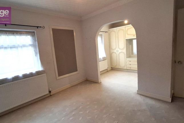 31, Cromwell Road, Risca photo 4