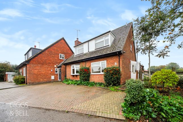 4-bed detached on Brownings Lane, Hitchin, £475,000