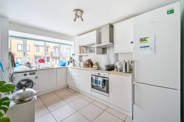 Thumbnail Property to rent in Rainbow Avenue, Isle Of Dogs, London