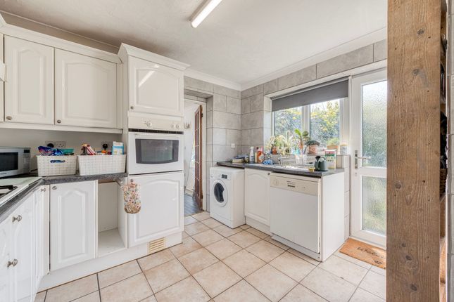 2 Turrell Drive, Lowestoft photo 3