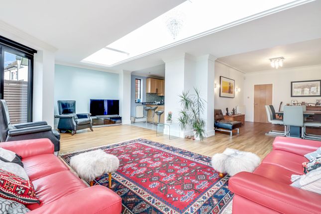 Detached house for sale in Chalkwell Avenue, Chalkwell