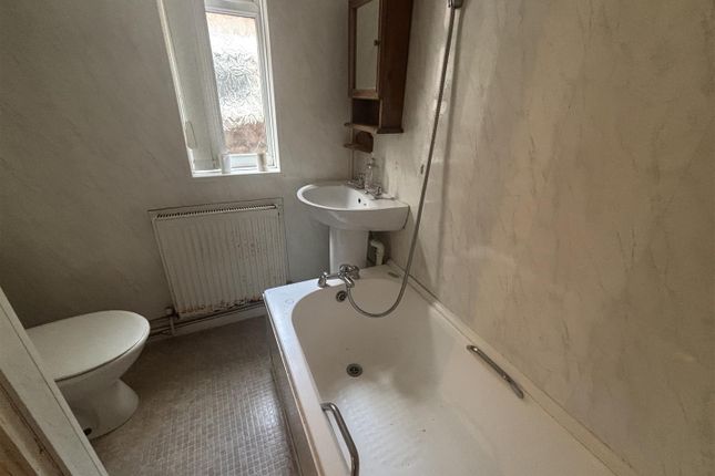 72, Prince Street, Walsall photo 4