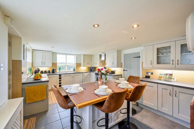 1, Pitchcroft Lane, Newport photo 2