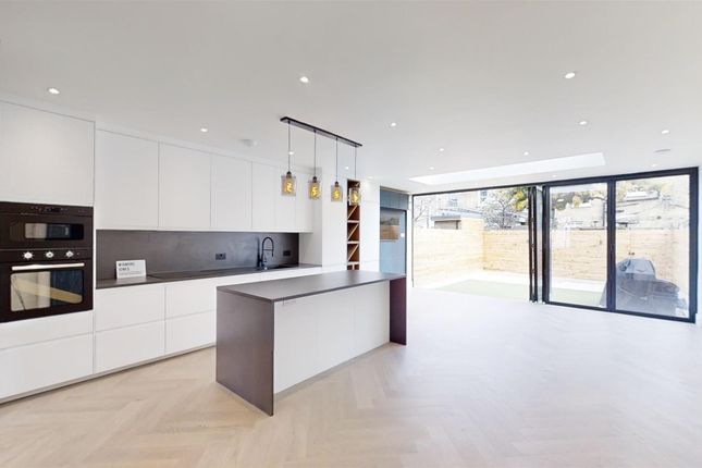 Oaklands-Road-Mortlake-Sw14-03222024_113240