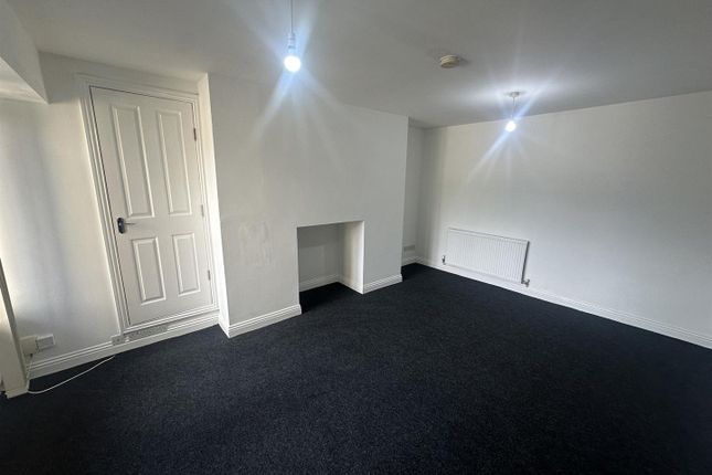 Thumbnail Property to rent in Skipton Road, Utley, Keighley
