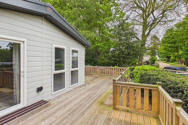 1 Woodland Rise, Forest Park, Northrepps Road, Cromer photo 3