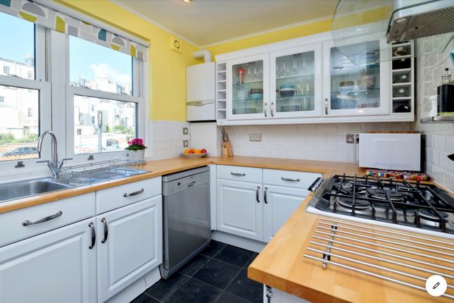 Terraced house for sale in Alice Street, Hove