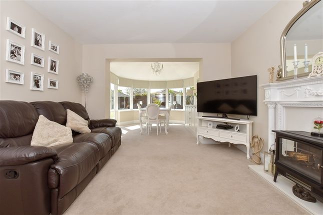 Bartlett Drive, Whitstable photo 3