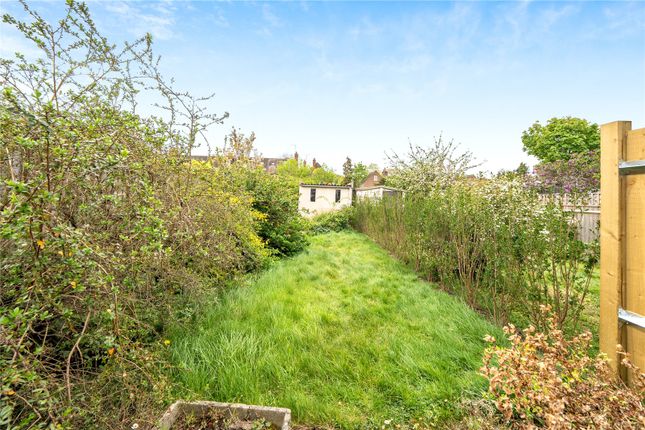 24, Fowlers Walk, Ealing photo 4