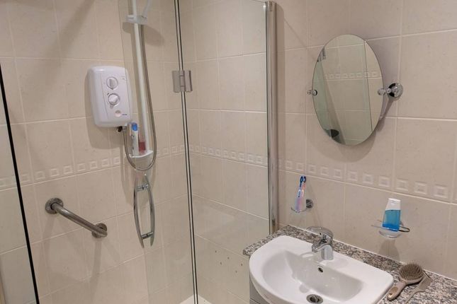 Flat 4, 2, Cypress Avenue, Sheffield photo 5