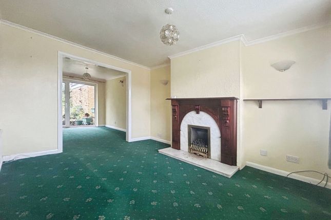 64 Westminster Way, Bridgend photo 2