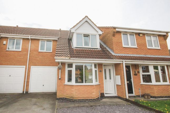 3 bed terraced house to rent in Falcon Close, Adwick-Le-Street, Doncaster DN6