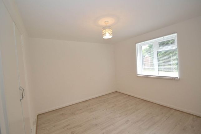 Rodwell Court, Addlestone photo 4
