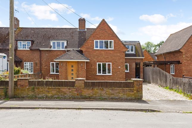 Thumbnail Semi-detached house to rent in Heath Road, Bradfield, Reading