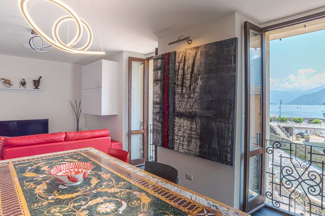 Apartment for sale in Cacciatori Delle Alpi, Argegno, Como, Lombardy, Italy