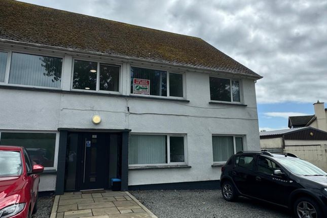 Lon Hendre Exterior.Jpg