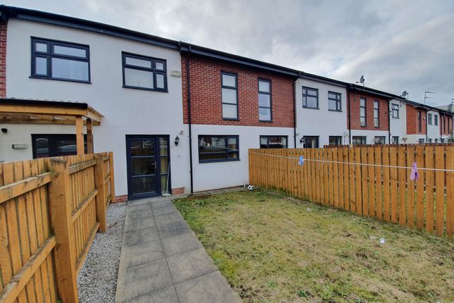 23, Bilsborrow Road, Manchester photo 2