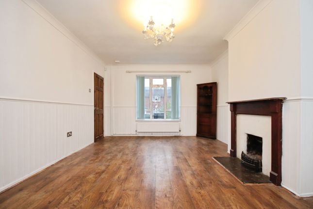 16, High Meadows, Lincoln photo 4