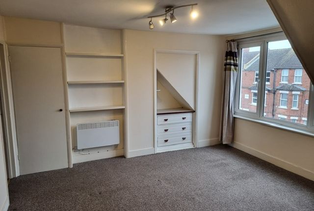 Flat 3C, Trimworth Road, Folkestone photo 3