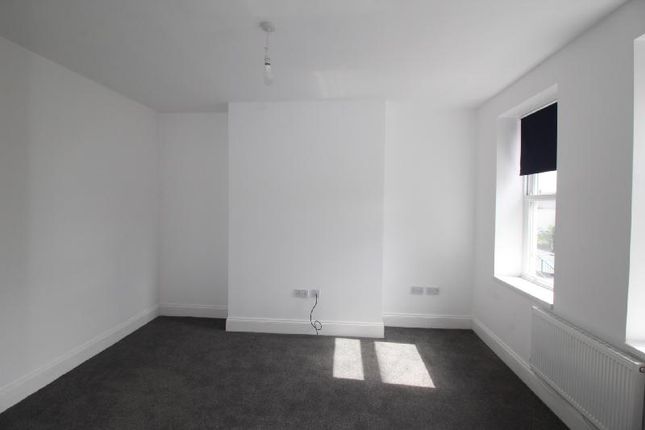 Flat 6 The Globe, 142 Hardshaw Street St Helens, St Helens photo 5