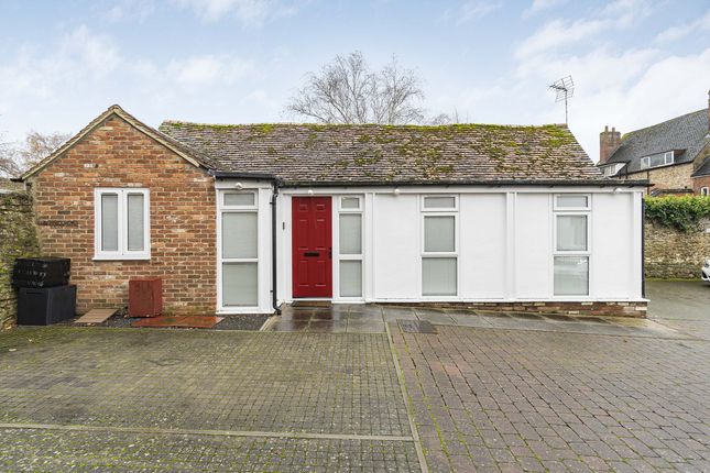 Thumbnail Detached bungalow for sale in Gosling Court, Abingdon
