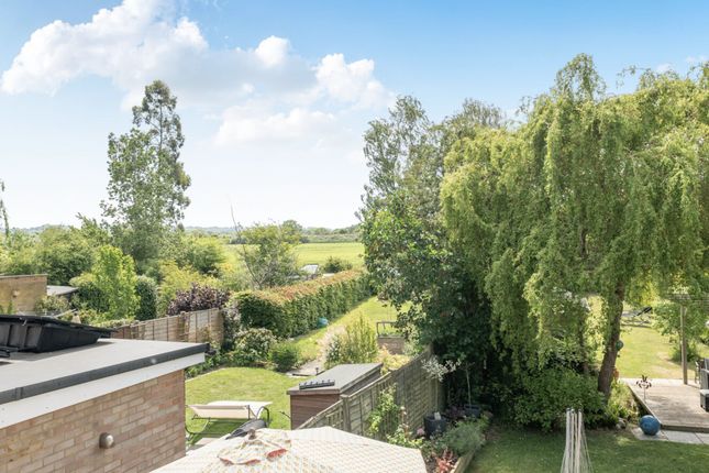 12 Leybank, Tonbridge photo 2