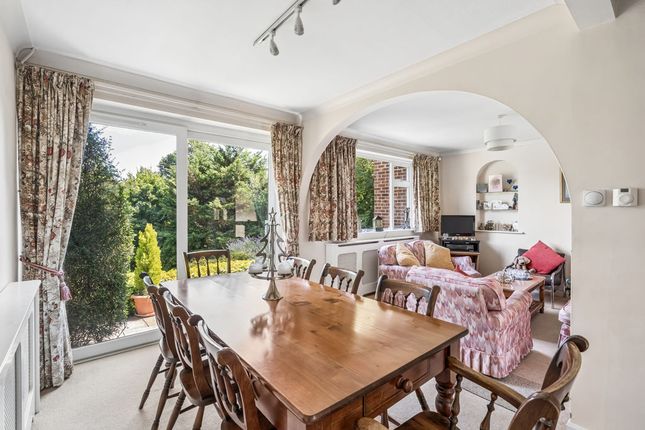 17, Highfield Park, Marlow photo 4