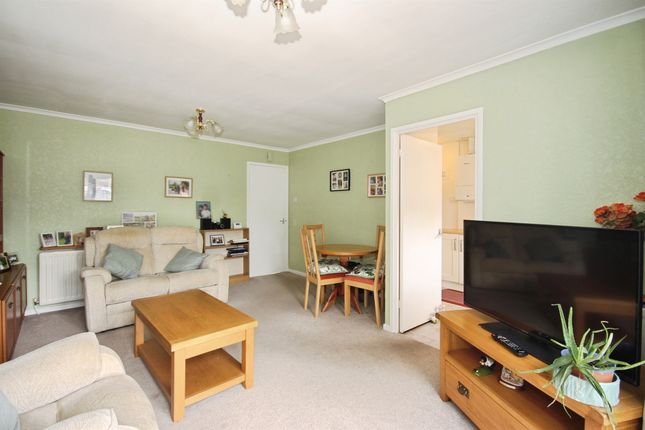 36, Woodloes Avenue South, Warwick photo 2