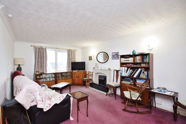 Flat for sale in Homegower House, Swansea