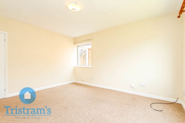 5, Medway Close, Nottingham photo 4