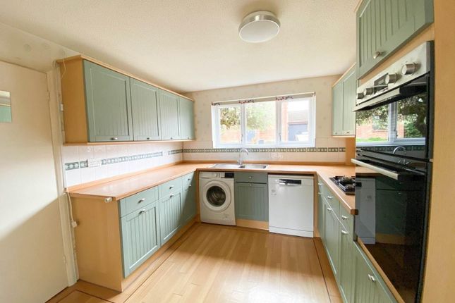 28, Cherry Orchard, Fulbourn, Cambridge photo 2