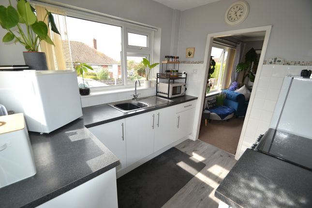 36, Summerhouse Grove, Newport photo 4
