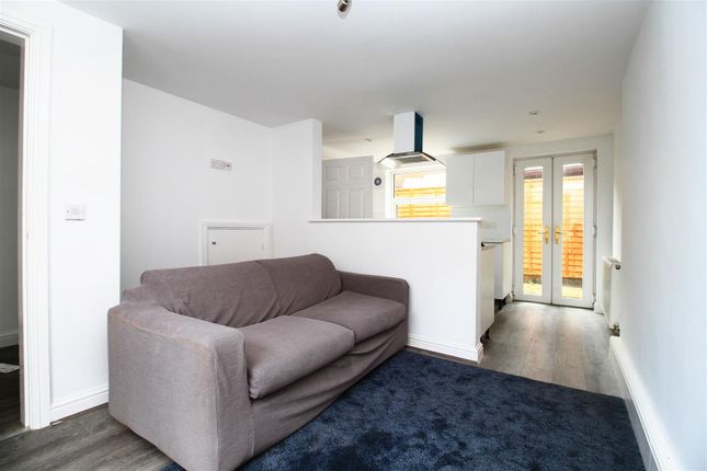 28, Enville Street, Ashton-Under-Lyne photo 2
