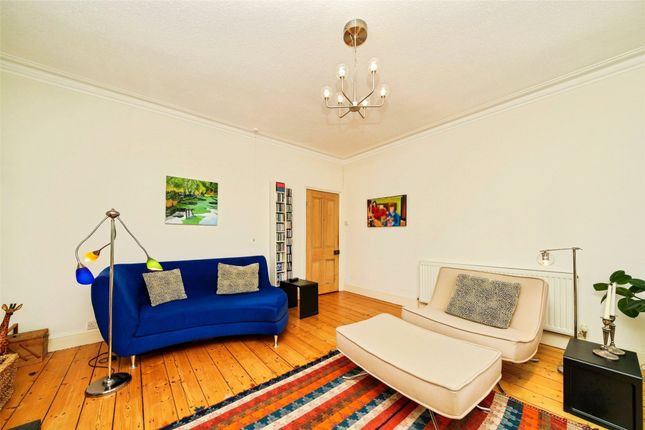 5, Acacia Grove, Wirral photo 3