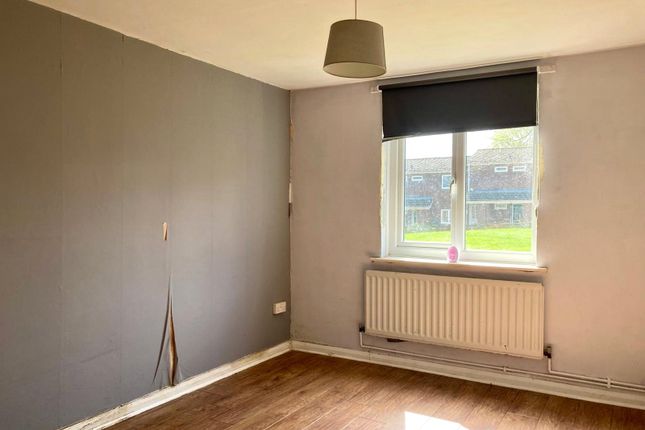 51, Willows Close, Tyne and Wear photo 4