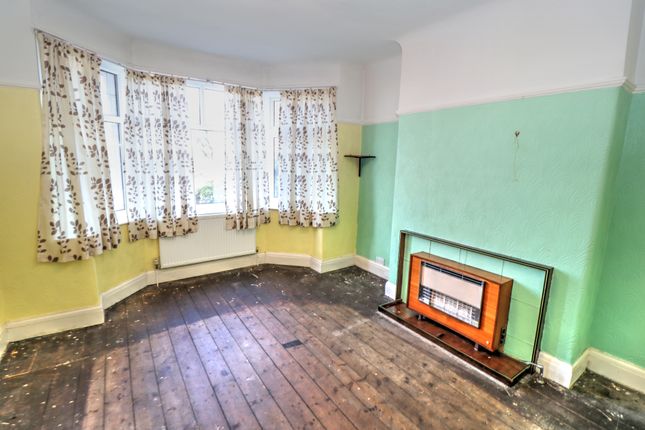 31, Radstock Road, Manchester photo 2