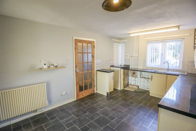 End terrace house for sale in Page Close, Calne