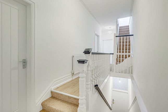 13A, Britannia Road, Westcliff-on-sea photo 4