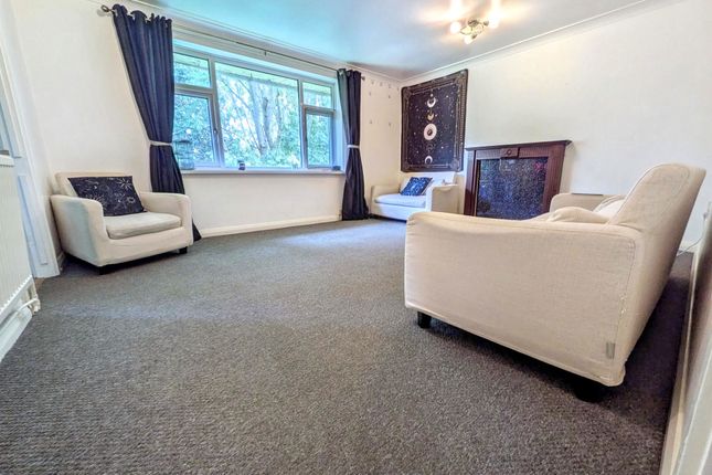 27, Colley Drive, Sheffield photo 2