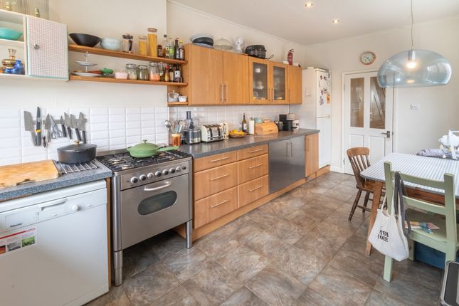 86, Ulverscroft Road, London photo 4