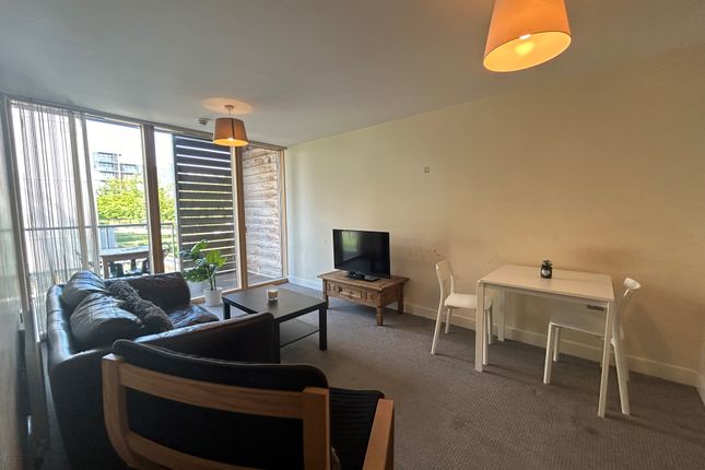 Flat 67, Milton Keynes photo 3