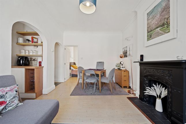 27B, Daventry Street, London photo 2